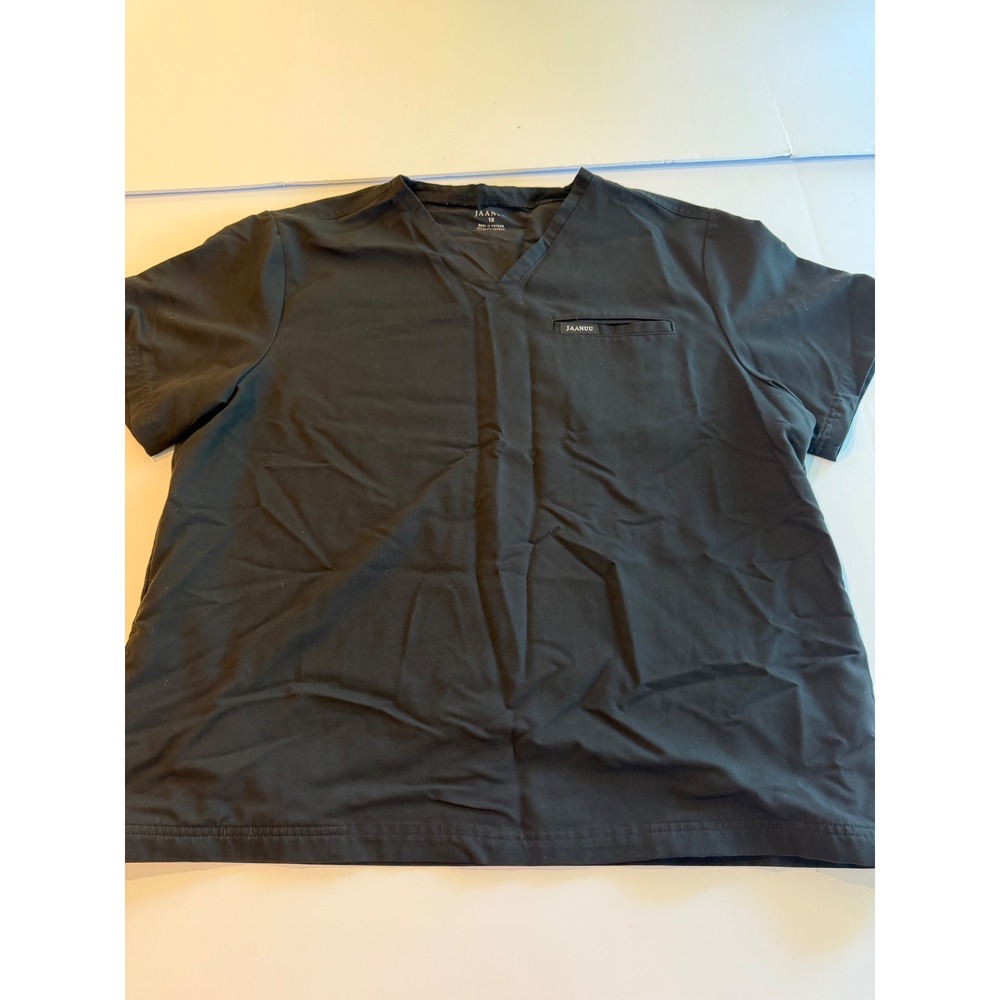 Jaanuu Mens Black V-Neck Scrub Top Short Sleeve Chest Pocket Size 1X